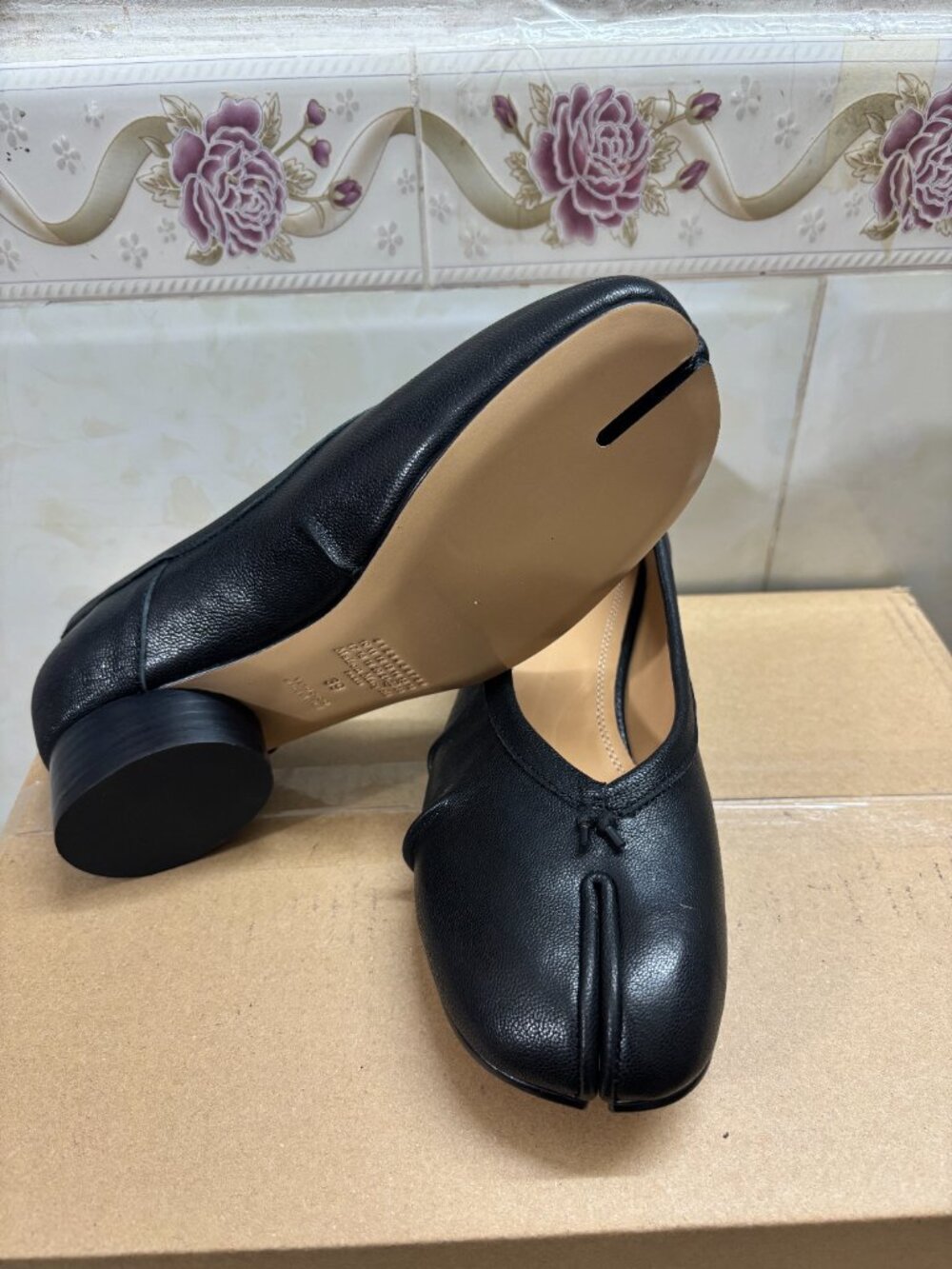 Maison Margiela Tabi Ballerina Flats - Picture 5 of 5